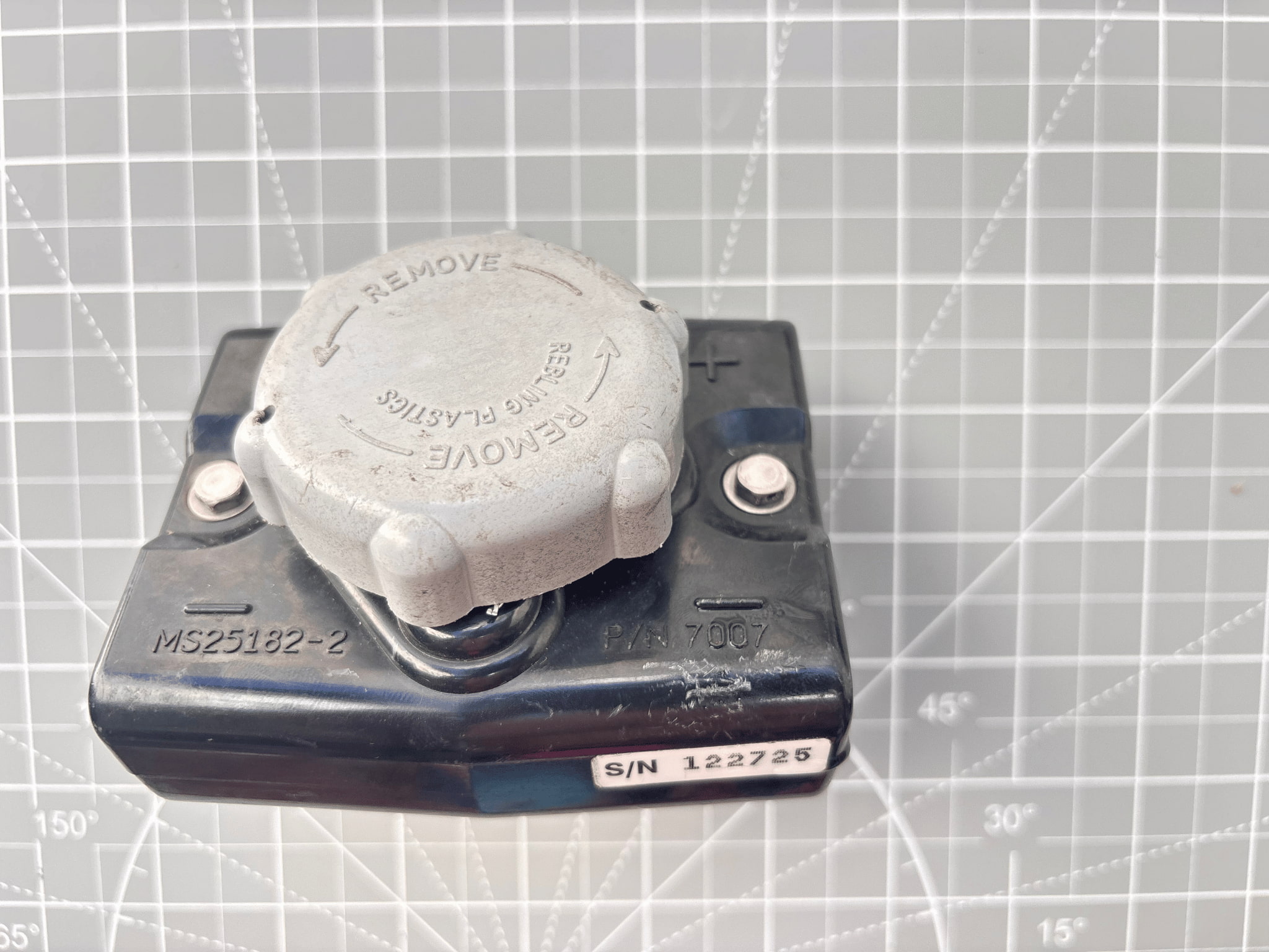P/N: 7007 (Alt: MS25182-2) Aircraft Battery Connector Plug — Removed from Learjet 45 — W/ 8130 - Image 3
